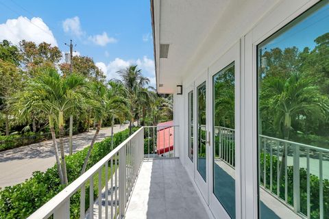 A home in Lake Worth Beach