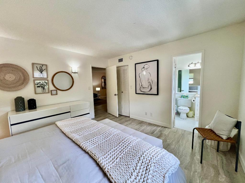 MEADOWS CONDO - Residential