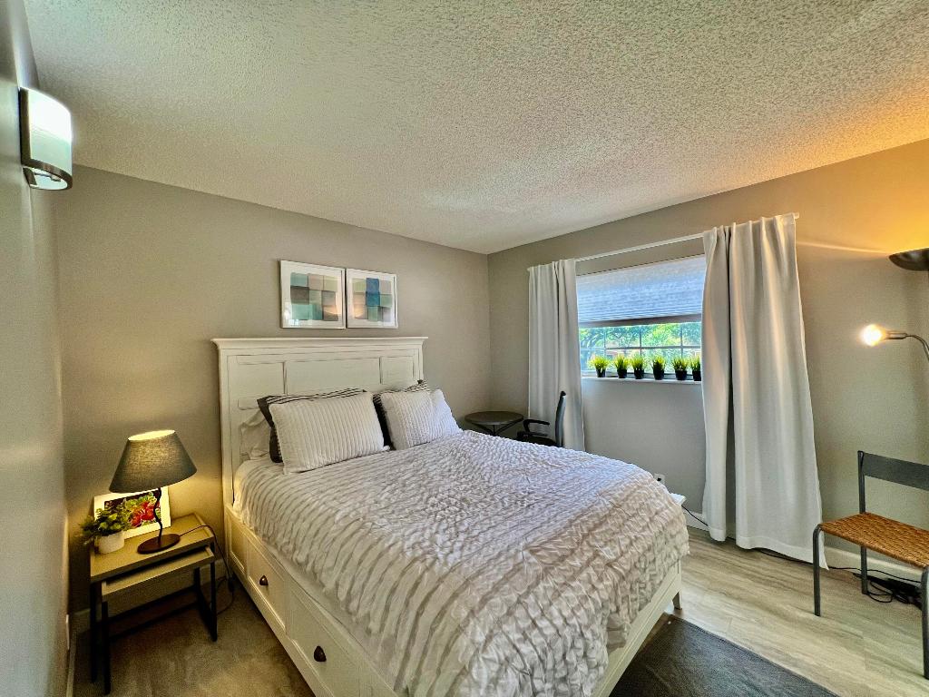 MEADOWS CONDO - Residential