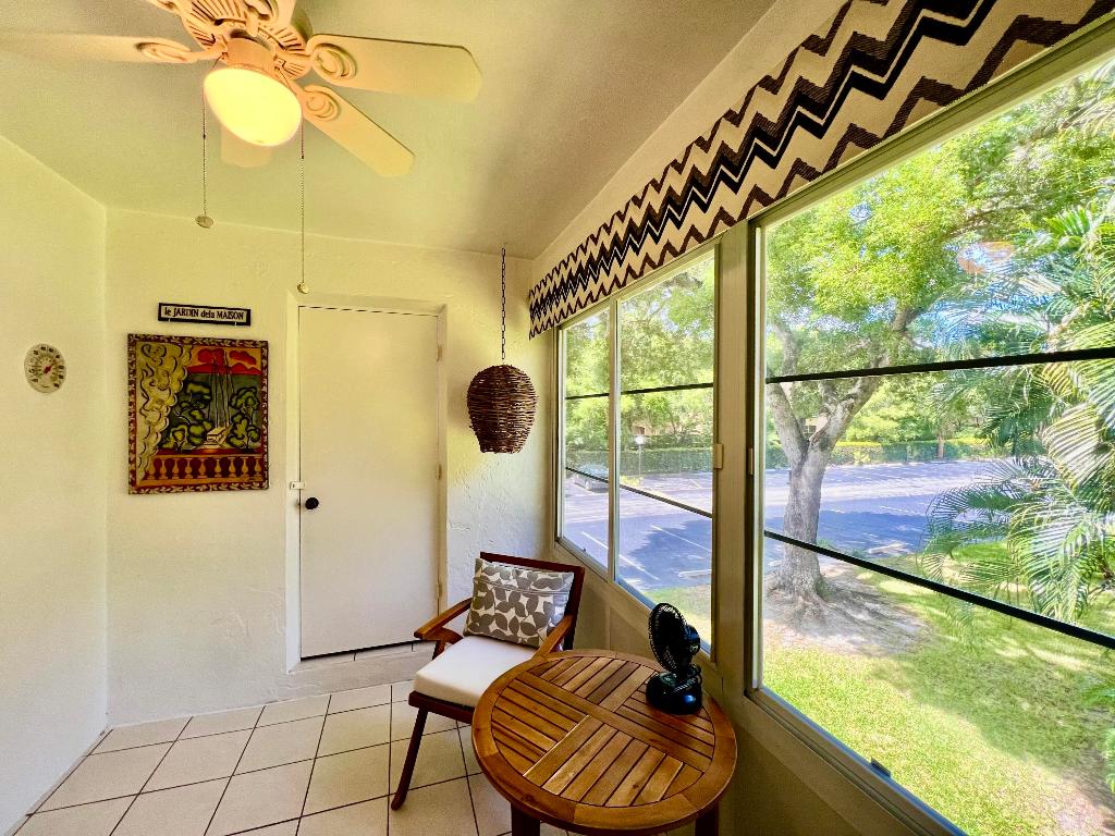 MEADOWS CONDO - Residential