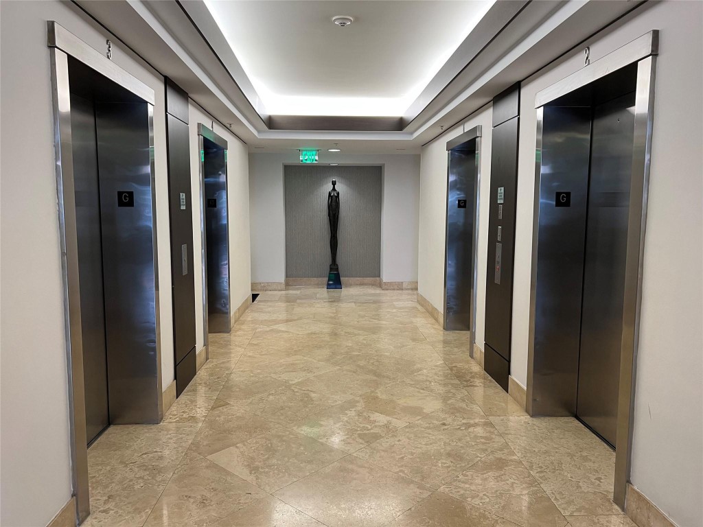 511 SE 5th Avenue 911