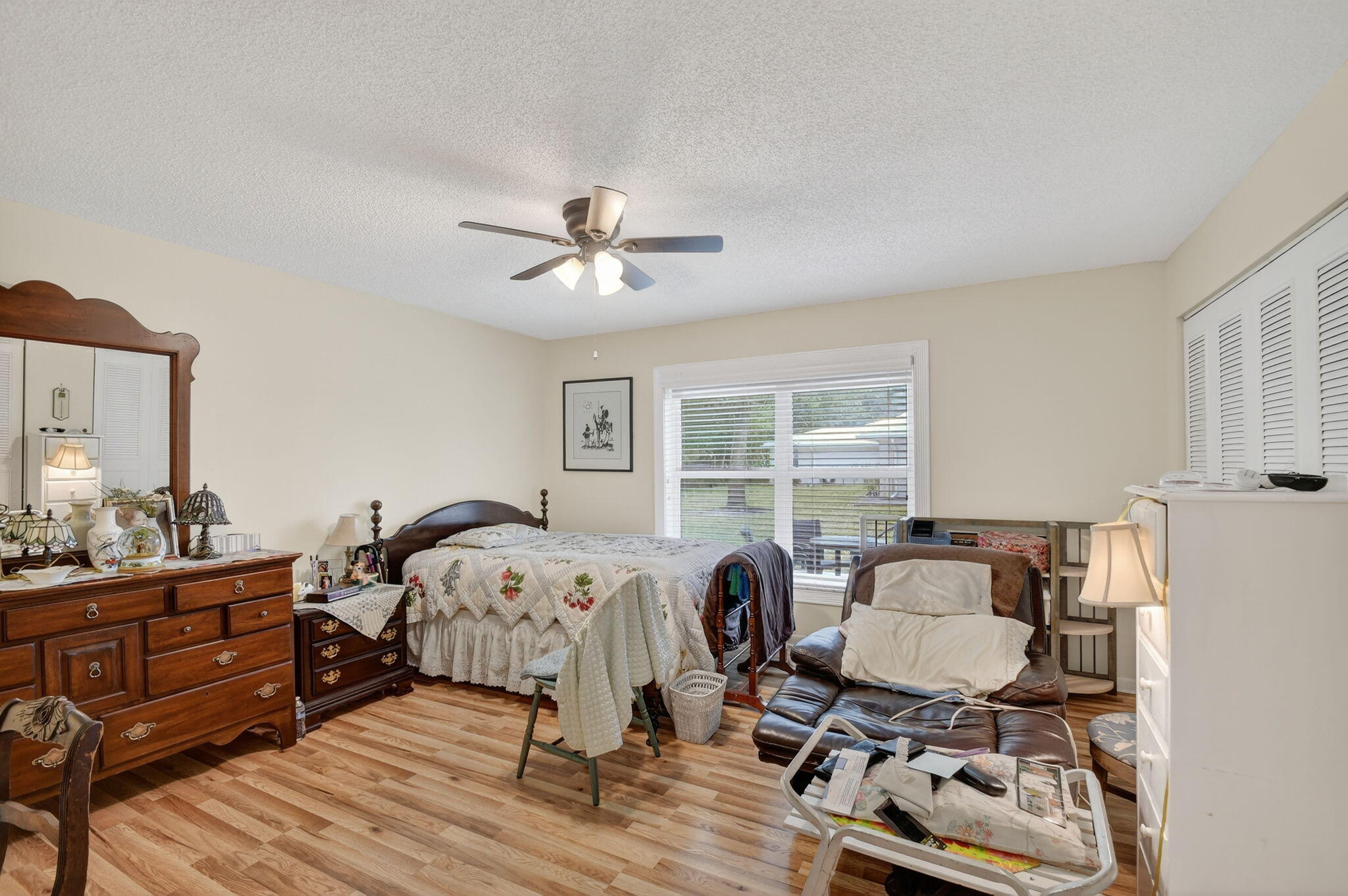 COVERED BRIDGE - NORWALK - Residential