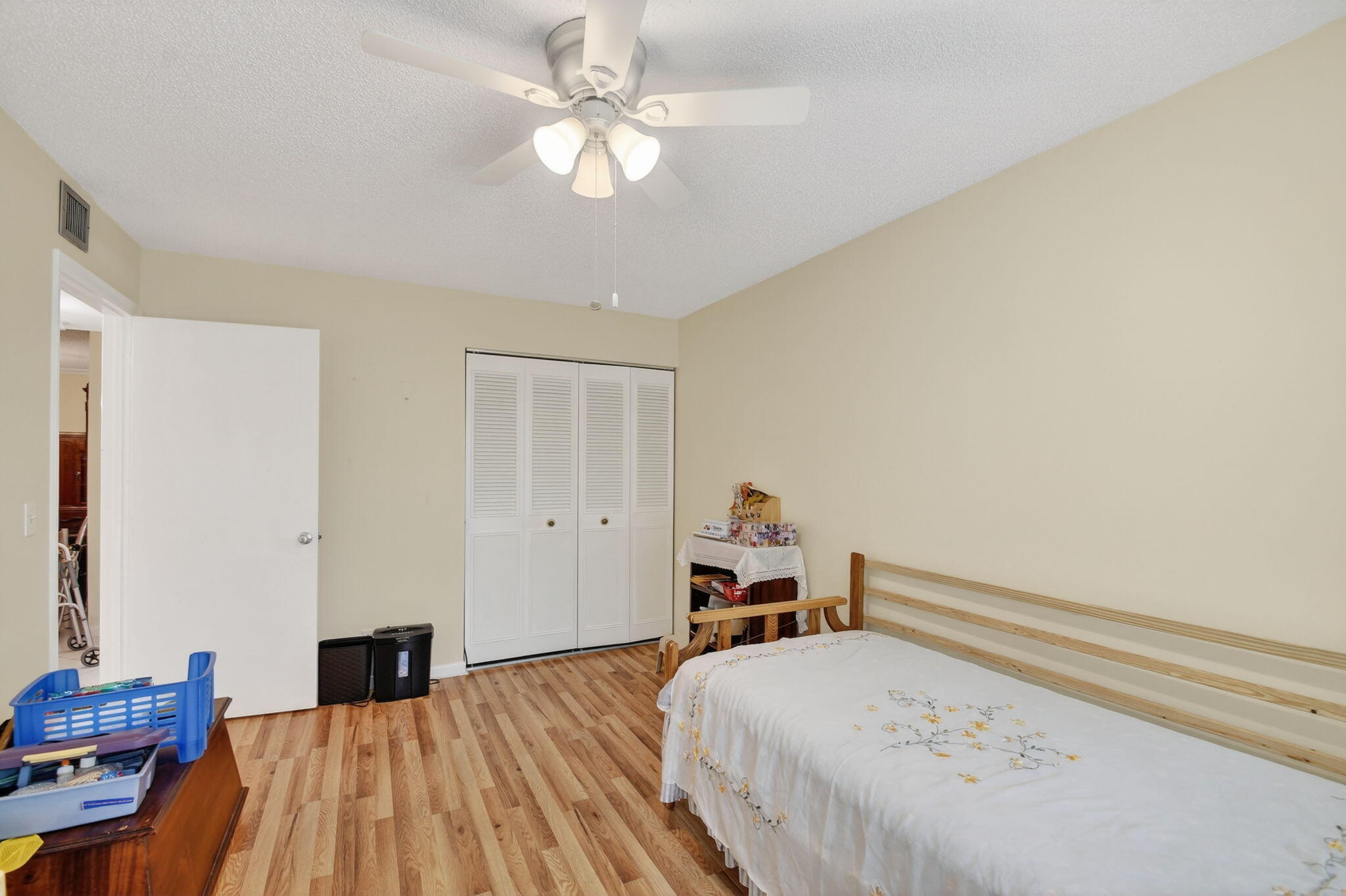 COVERED BRIDGE - NORWALK - Residential