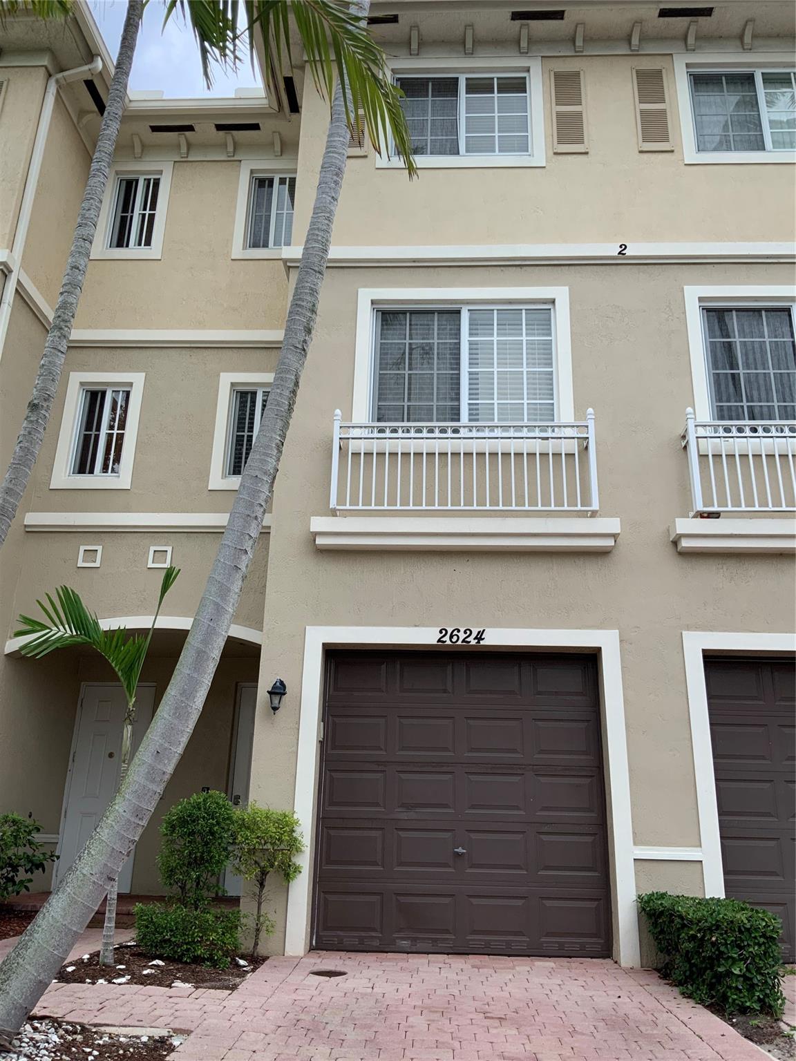 Beautiful and spacious 3 story townhouse with 1,800 S.F. of living area, 3 bed, 2 1/2 bath and garage. The first floor boasts tile flooring and new laminate floors accentuate the staircase and upper levels. The expansive master suite occupies the entire 2nd floor, the 3rd floor includes 2 generously sized bedrooms, a full bathroom and a laundry area; impact windows and upgrade kitchen with granite counter tops. Amenities: playground and community pool. PET RESTRICTION APPLY