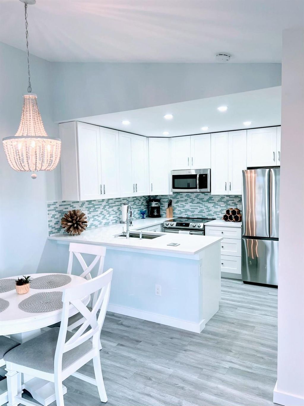 Photo of 647 Waterside Drive, Hypoluxo, FL 33462 (MLS # R11080539)