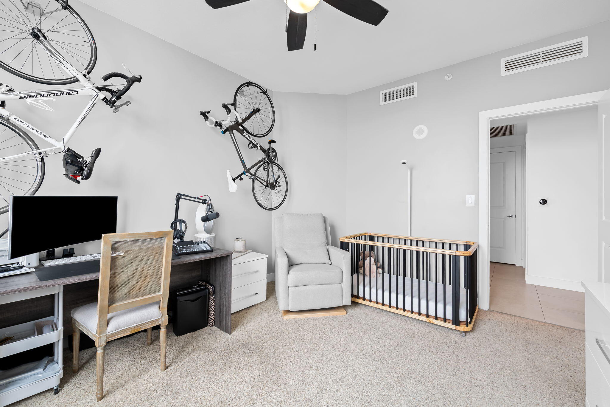 STRADA 315 CONDO - Residential