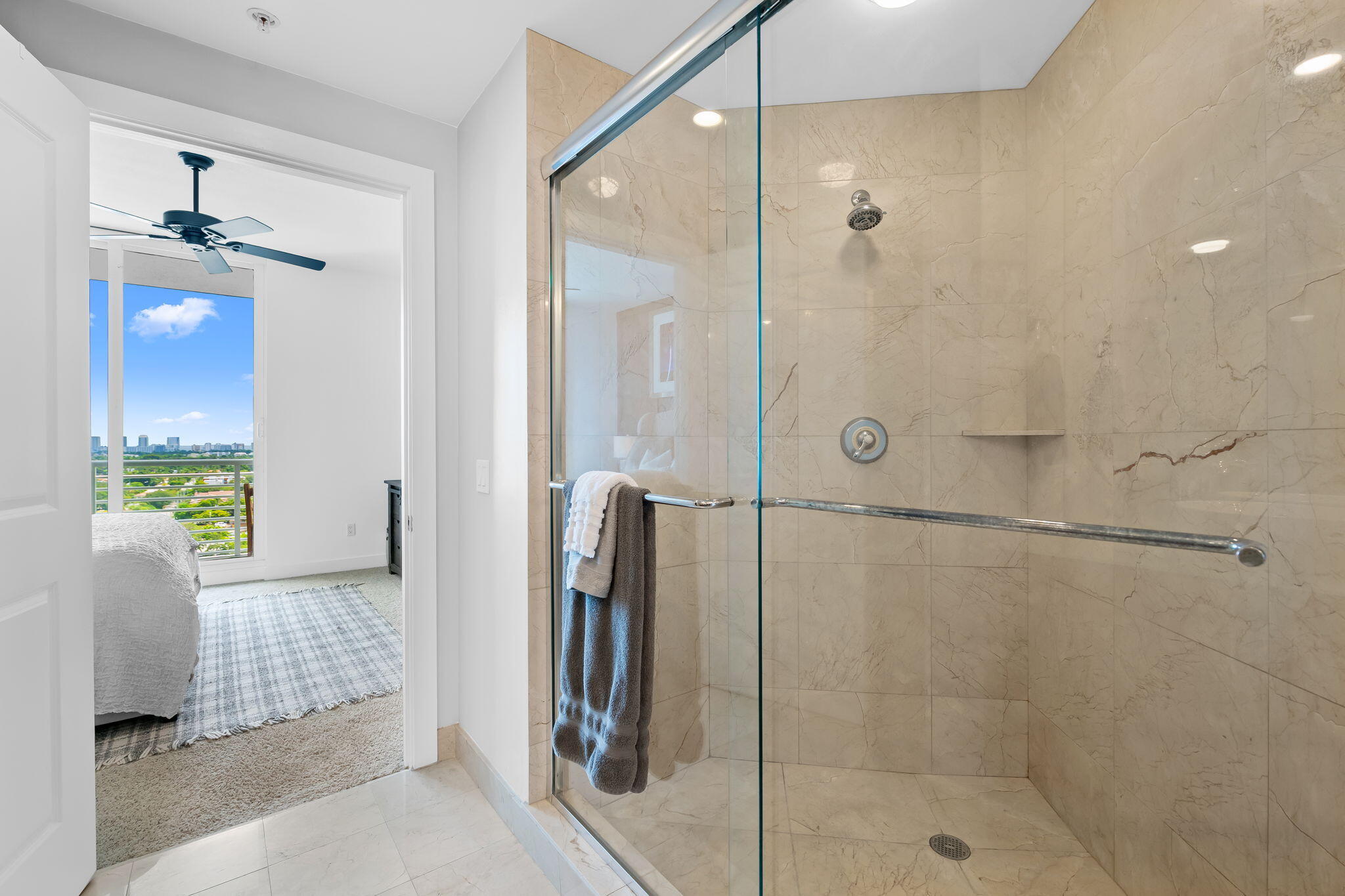 STRADA 315 CONDO - Residential