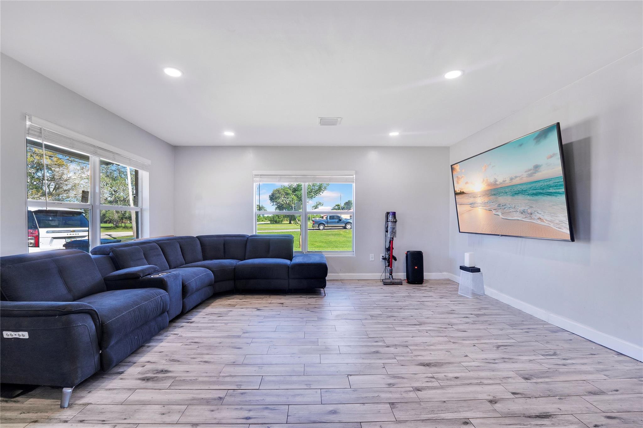 Acreage & Unrec - Residential