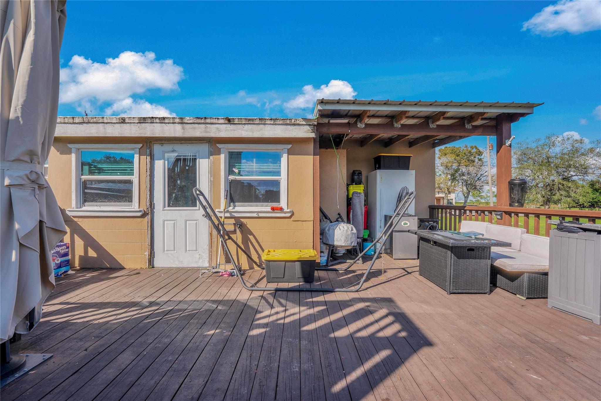 Acreage & Unrec - Residential