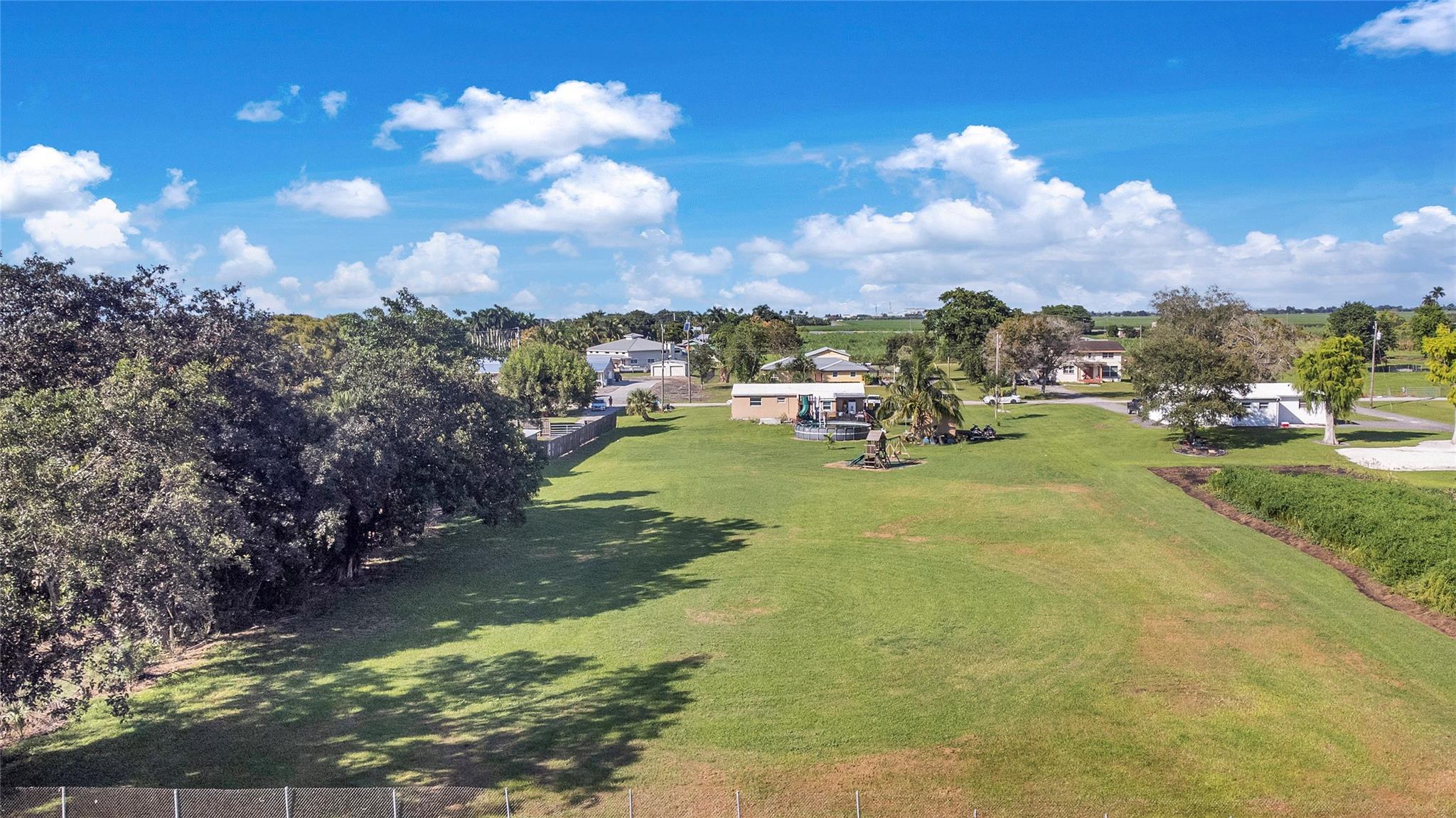 Acreage & Unrec - Residential