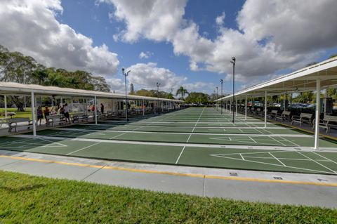 A home in Deerfield Beach