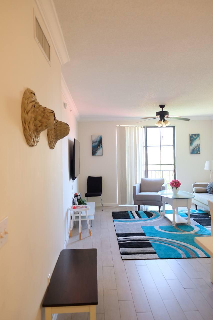 720 S Sapodilla Avenue 514
