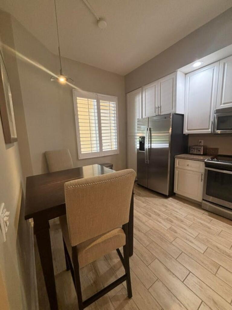 Harbour Isle West - Residential Lease