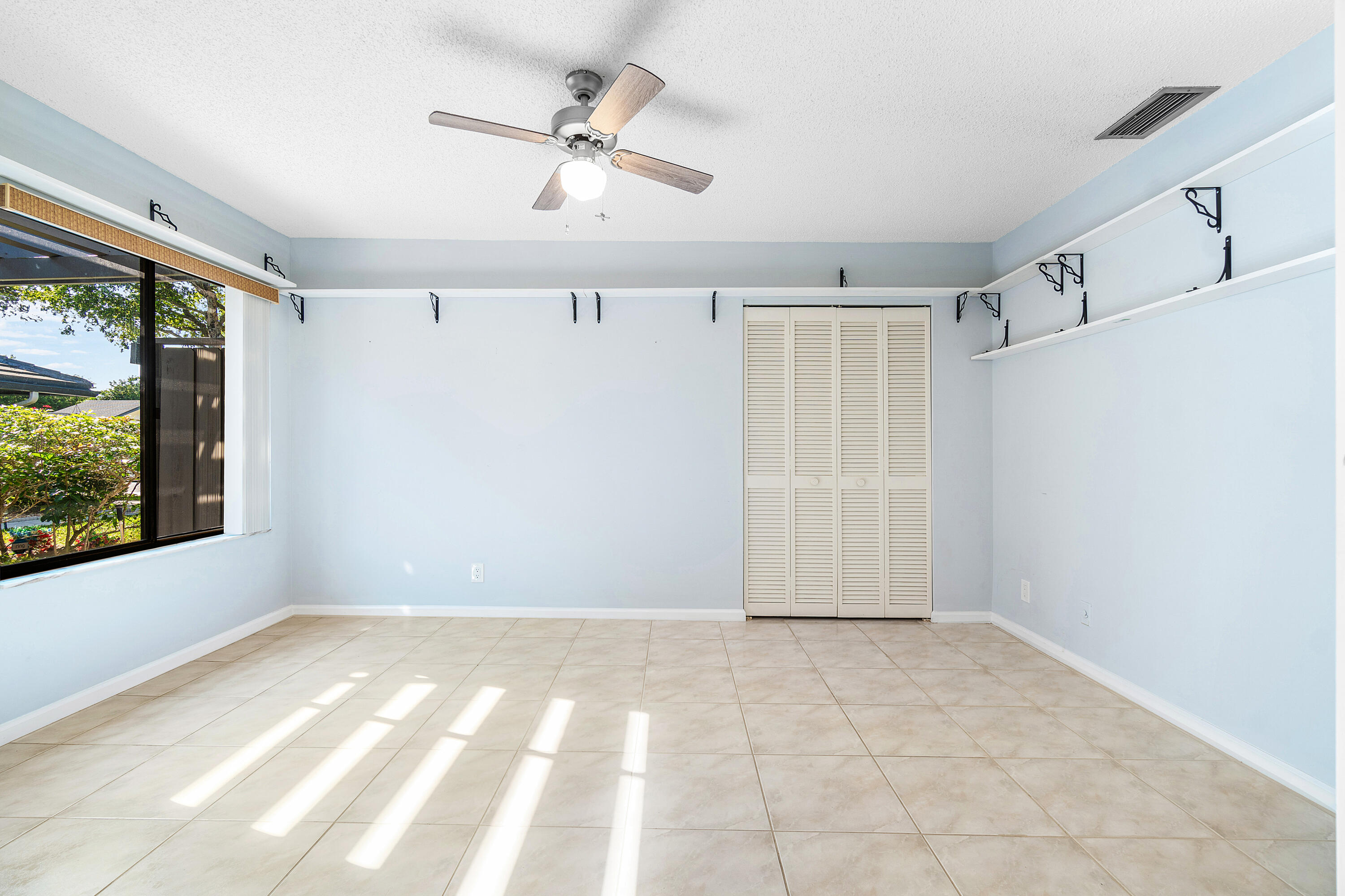 CEDAR POINT 5 - Residential