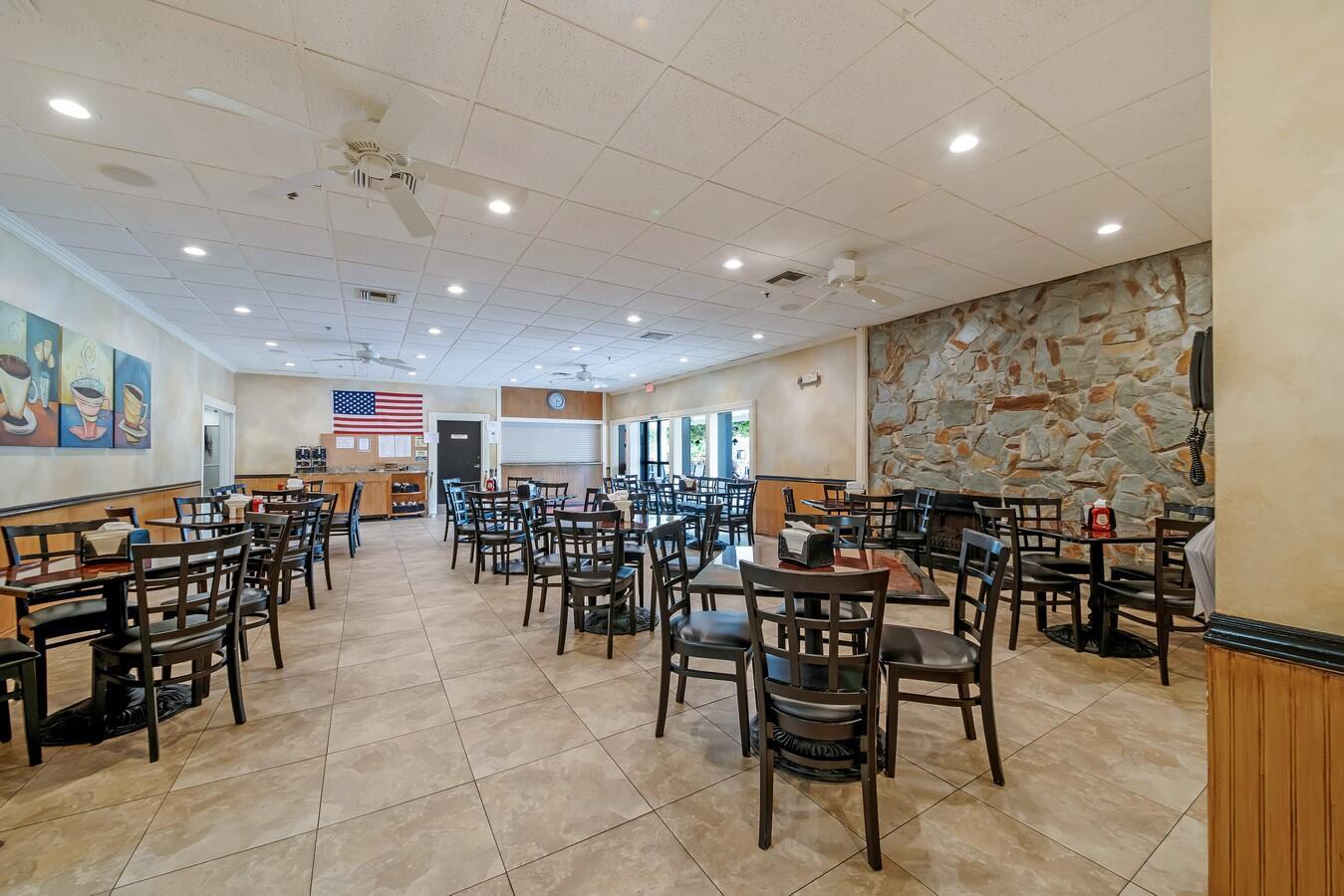 CEDAR POINT 5 - Residential