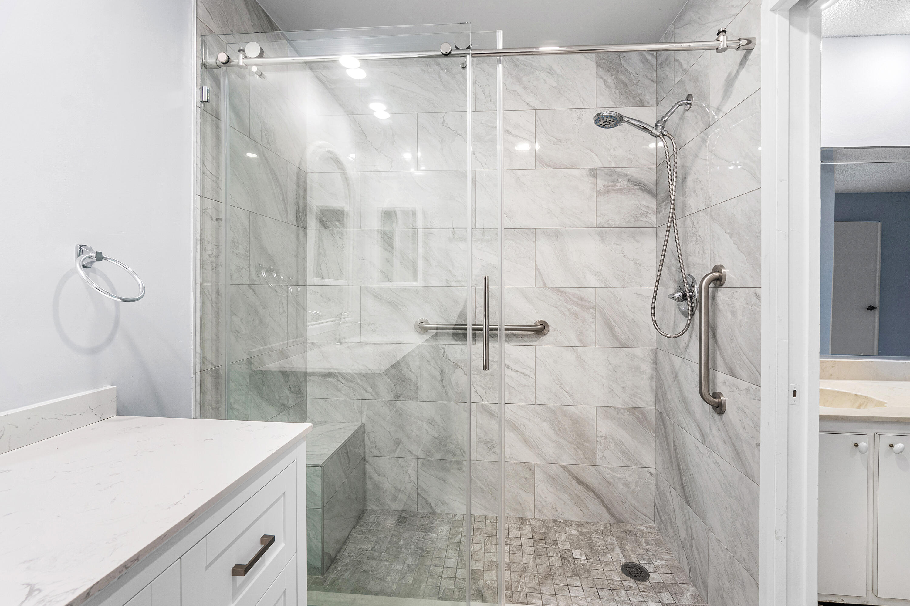 CEDAR POINT 5 - Residential