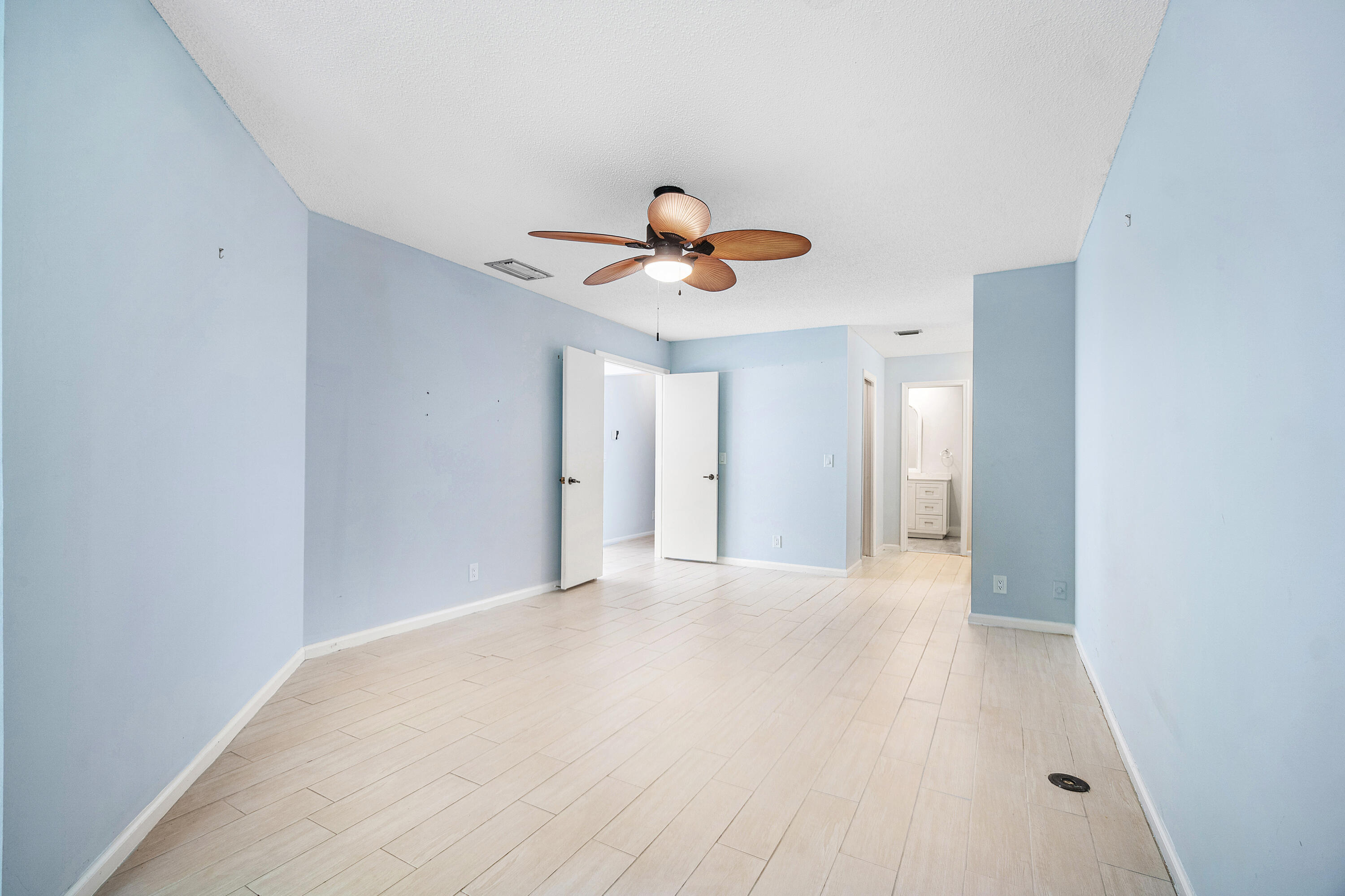 CEDAR POINT 5 - Residential