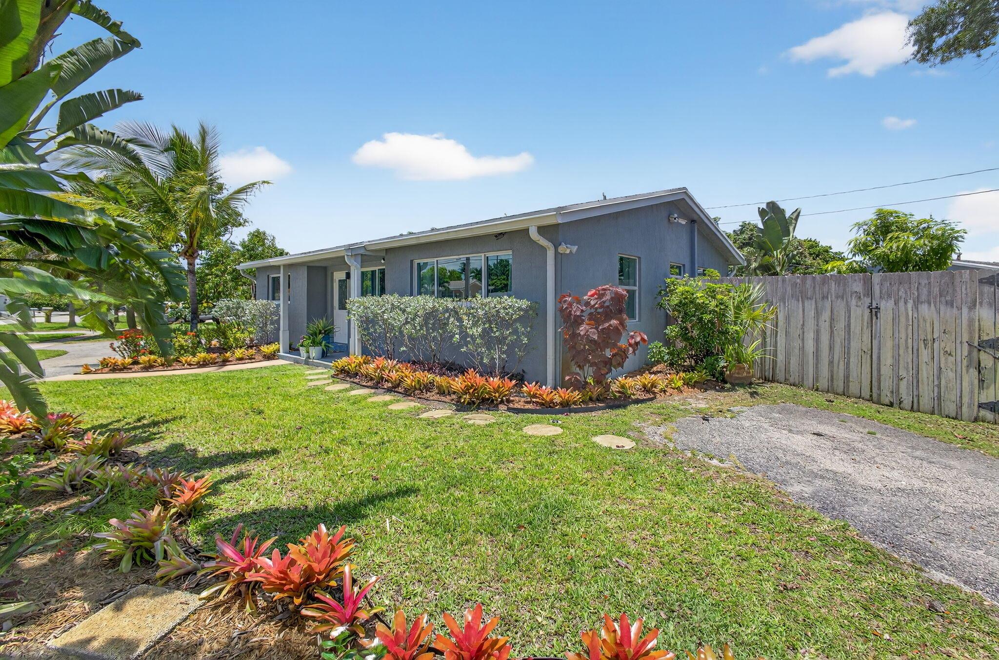 2476 S Florida Mango Road