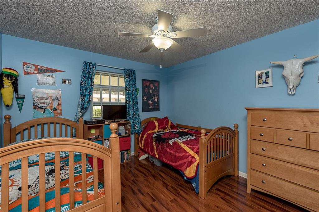 Riverglen East 120-44 B - Residential