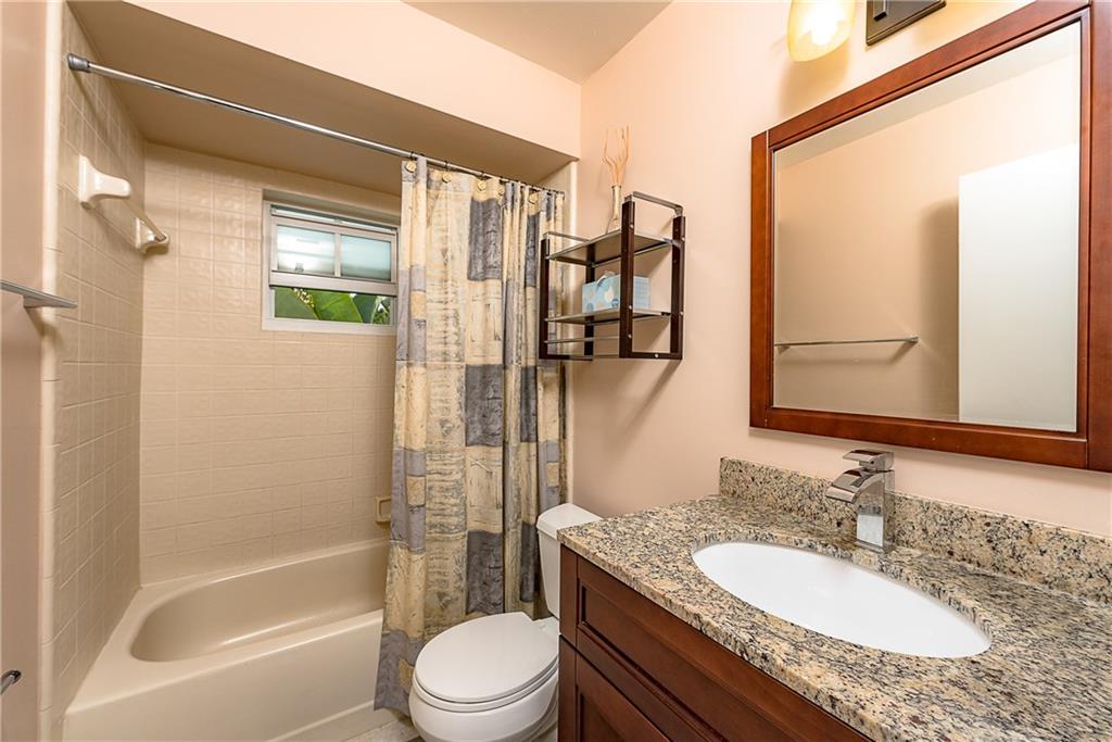 Riverglen East 120-44 B - Residential