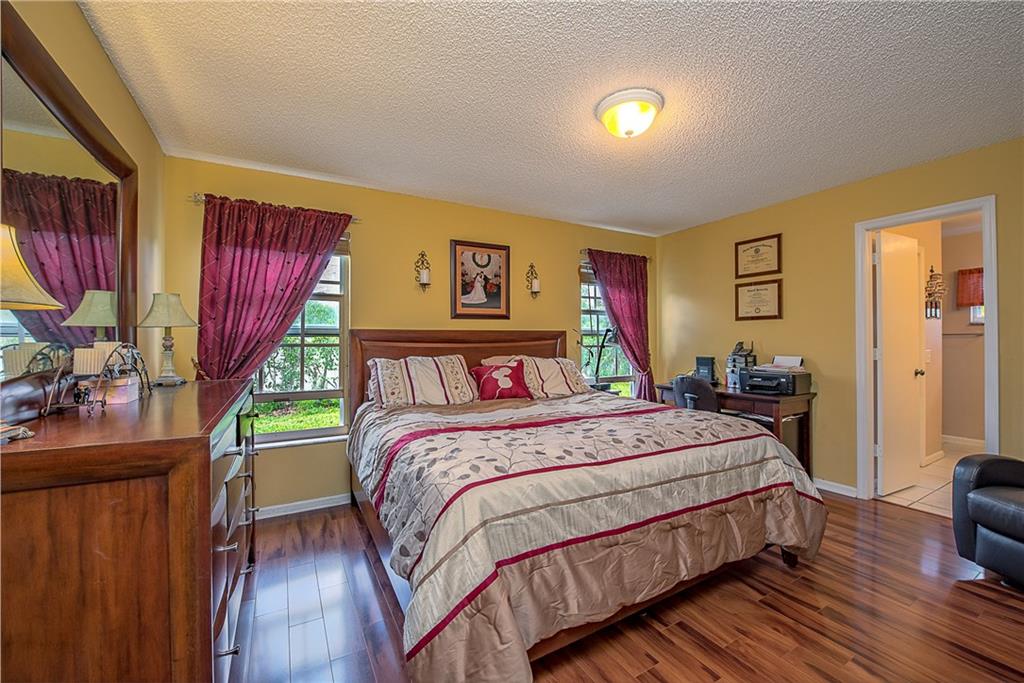 Riverglen East 120-44 B - Residential