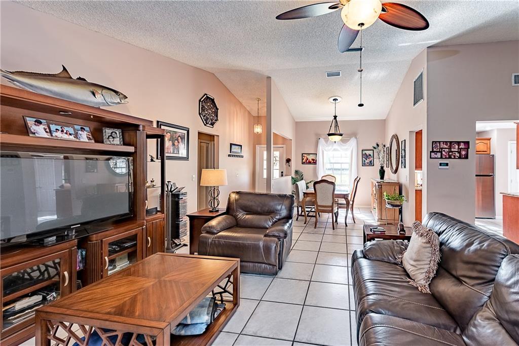 Riverglen East 120-44 B - Residential