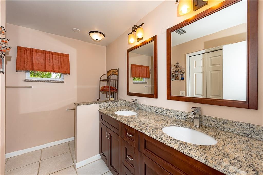 Riverglen East 120-44 B - Residential