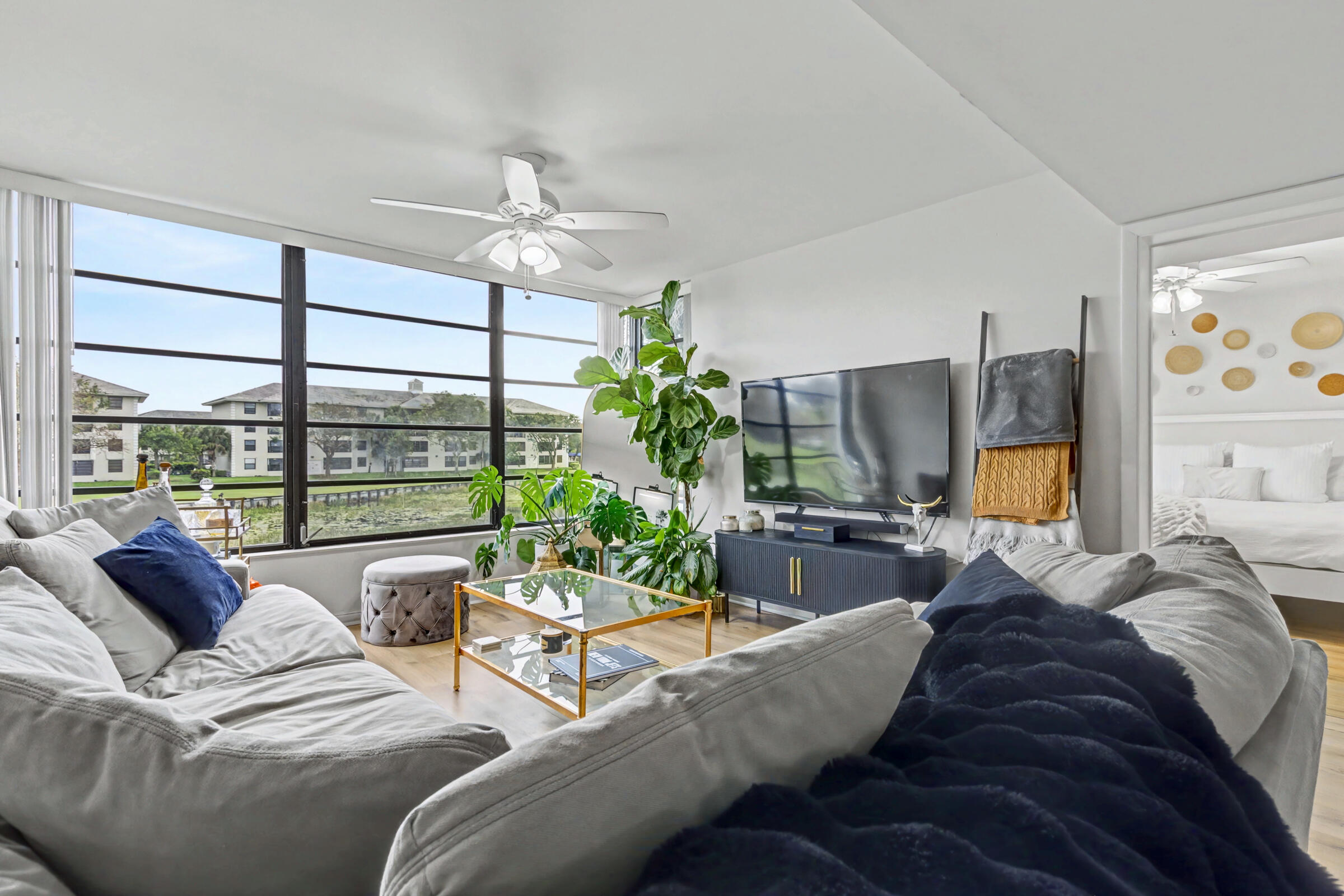 CONDO 9 OF WHITEHALL CONDOS - Residential Lease