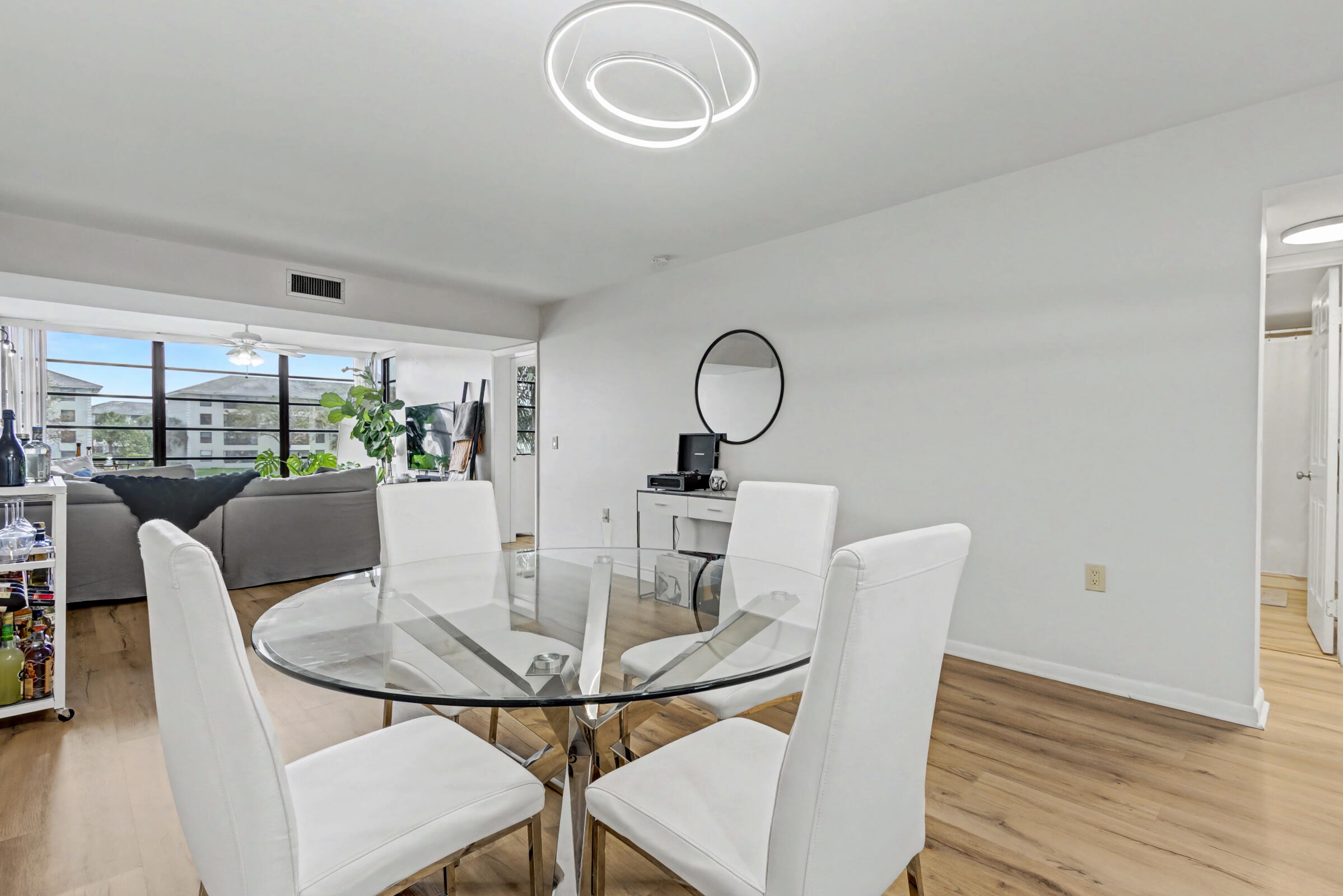 CONDO 9 OF WHITEHALL CONDOS - Residential Lease