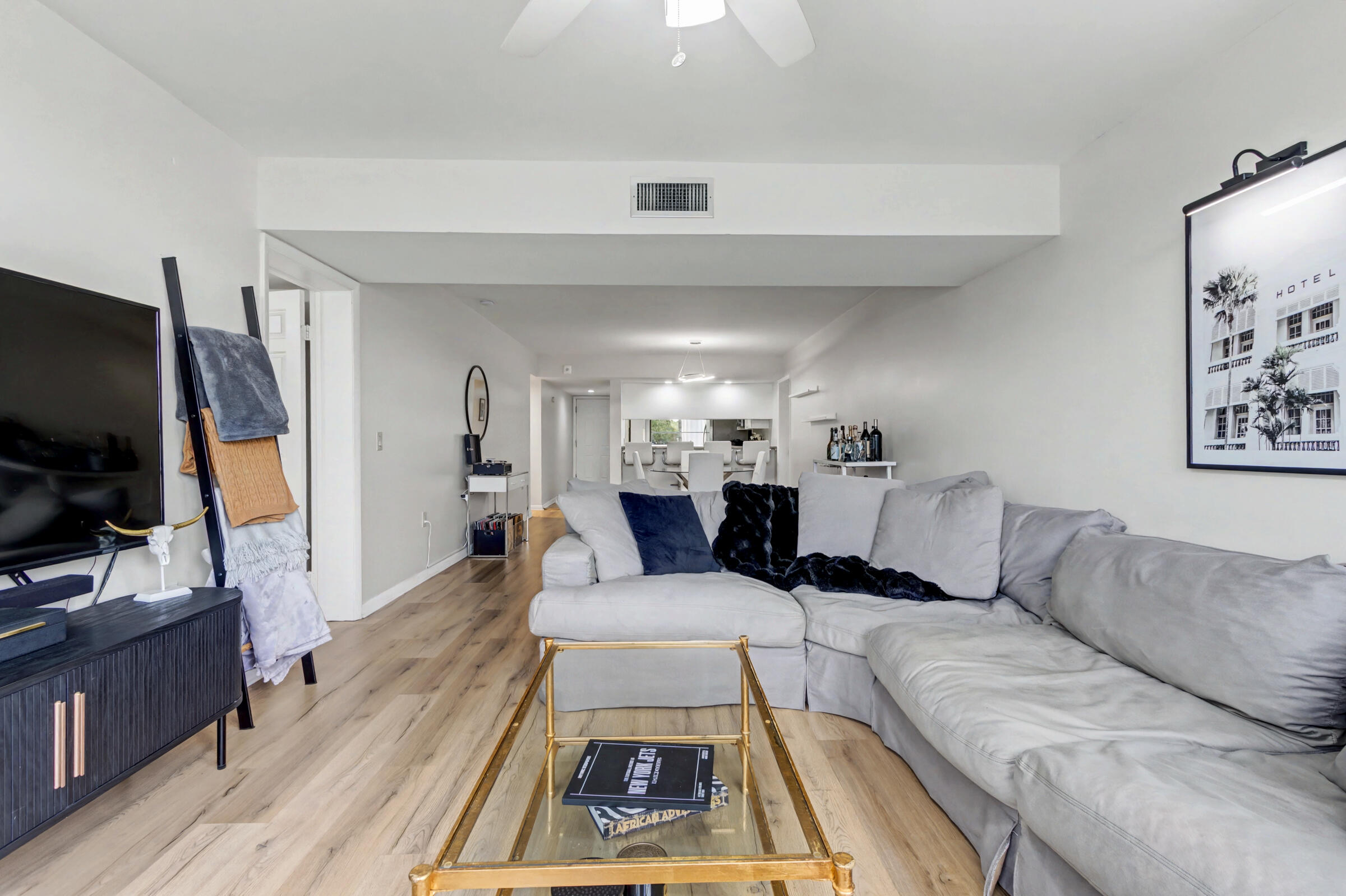 CONDO 9 OF WHITEHALL CONDOS - Residential Lease