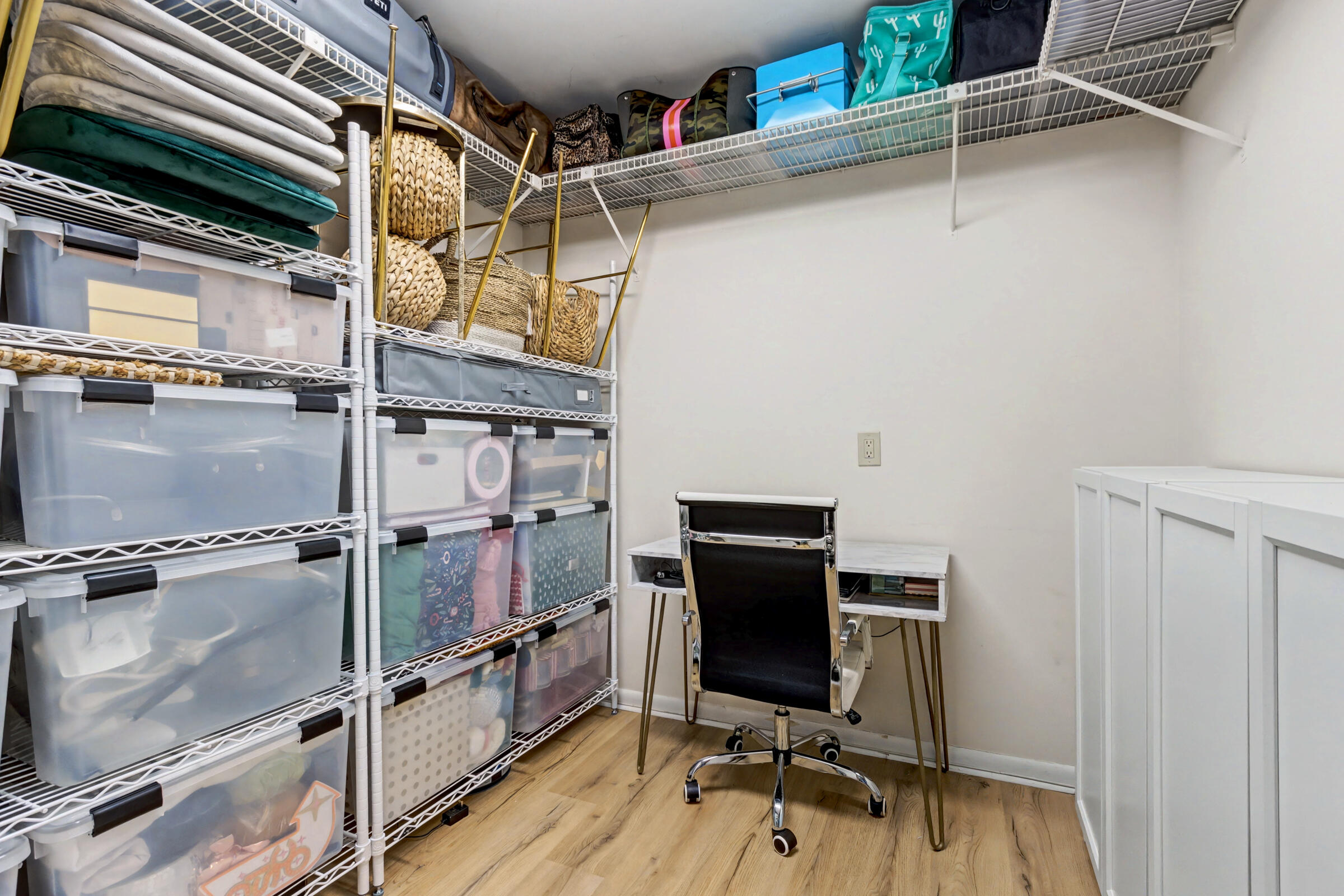 CONDO 9 OF WHITEHALL CONDOS - Residential Lease
