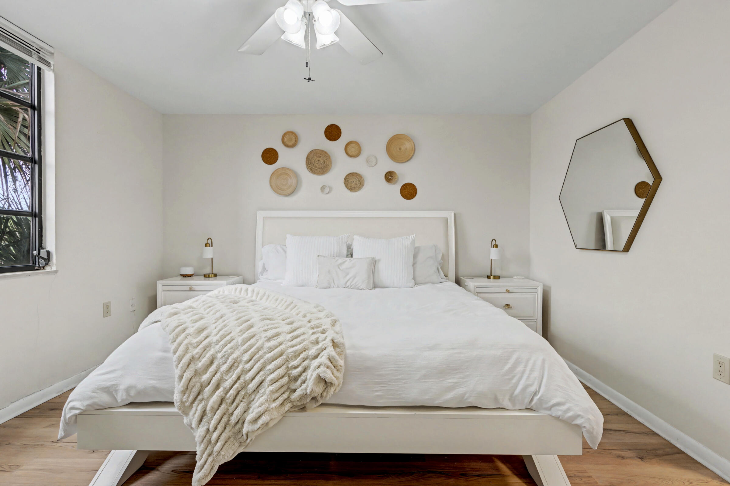 CONDO 9 OF WHITEHALL CONDOS - Residential Lease