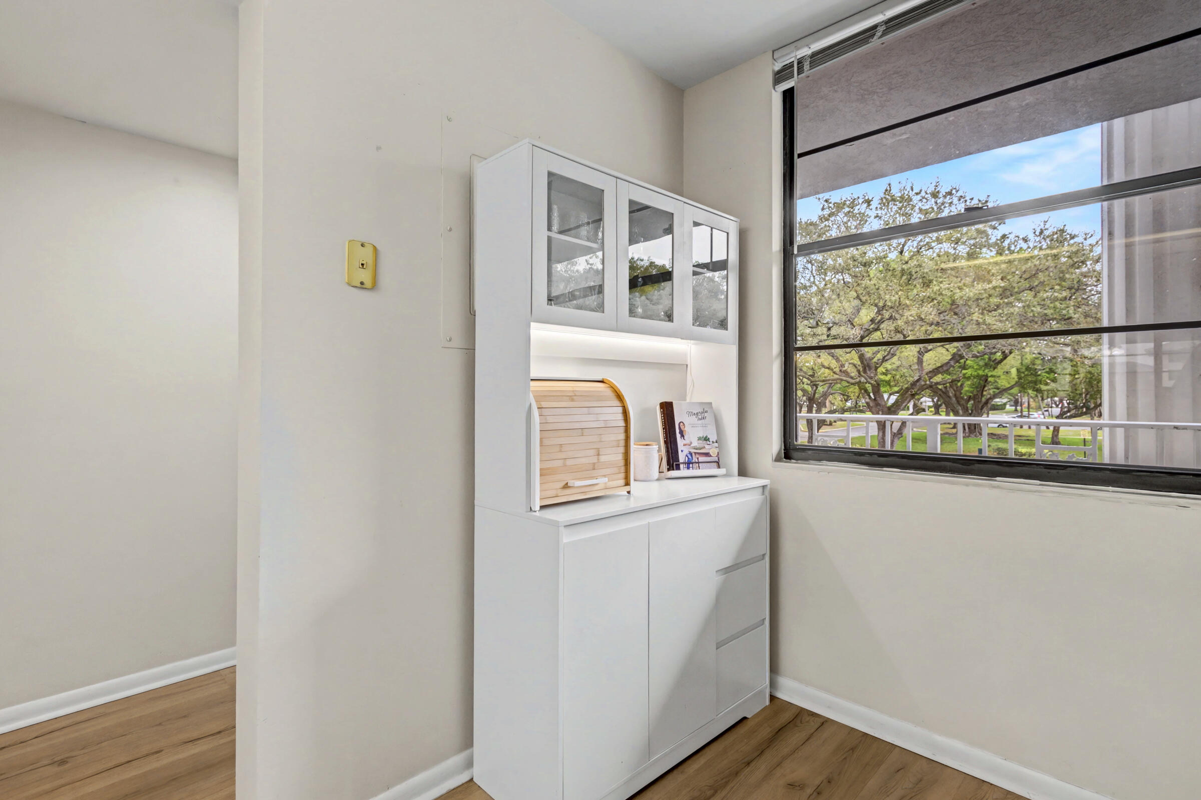CONDO 9 OF WHITEHALL CONDOS - Residential Lease