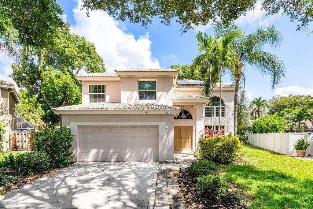 Photo of 3995 Majestic Palm Way, Delray Beach, FL 33445 (MLS # R11098623)