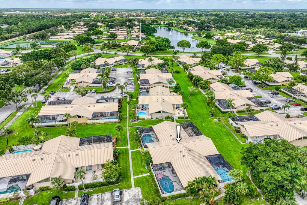 Photo of 5489 Eagle Lake Drive, Palm Beach Gardens, FL 33418 (MLS # B26004513)