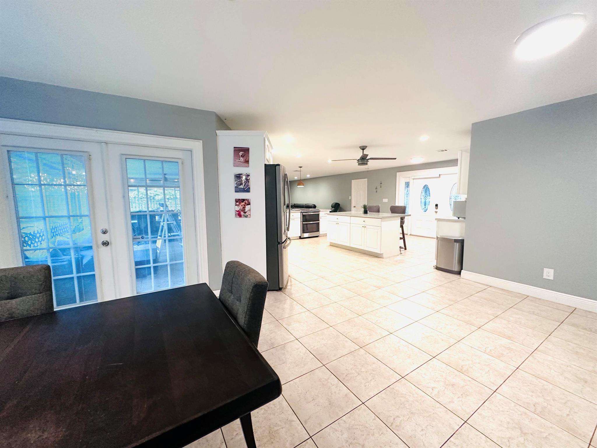 PALM BEACH FARMS CO 7 - Residential Lease