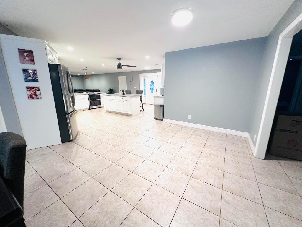 PALM BEACH FARMS CO 7 - Residential Lease