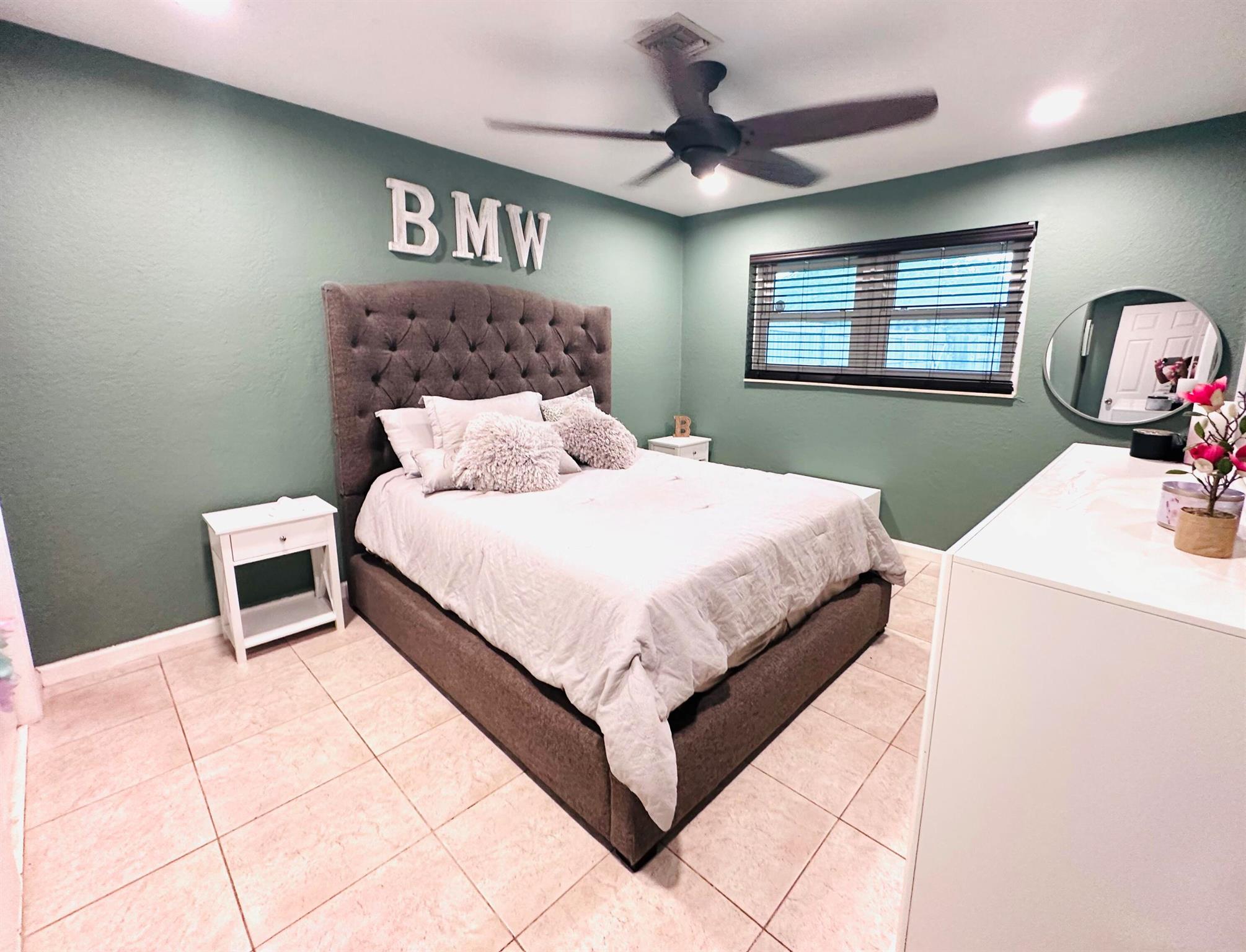 PALM BEACH FARMS CO 7 - Residential Lease