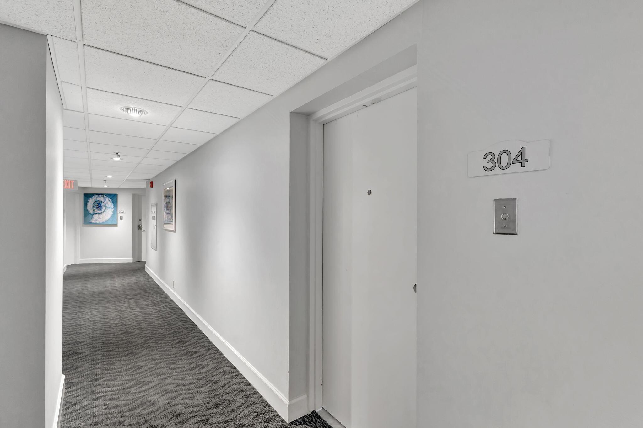 CONNEMARA COND - Residential