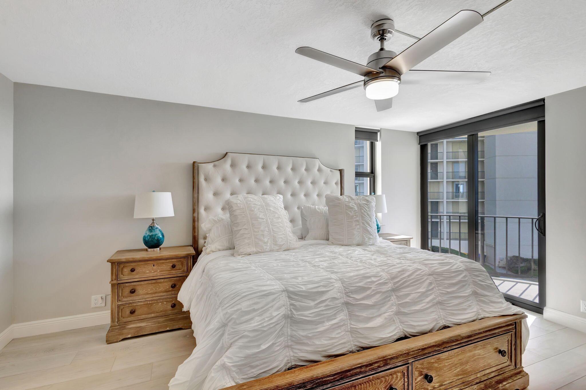 CONNEMARA COND - Residential