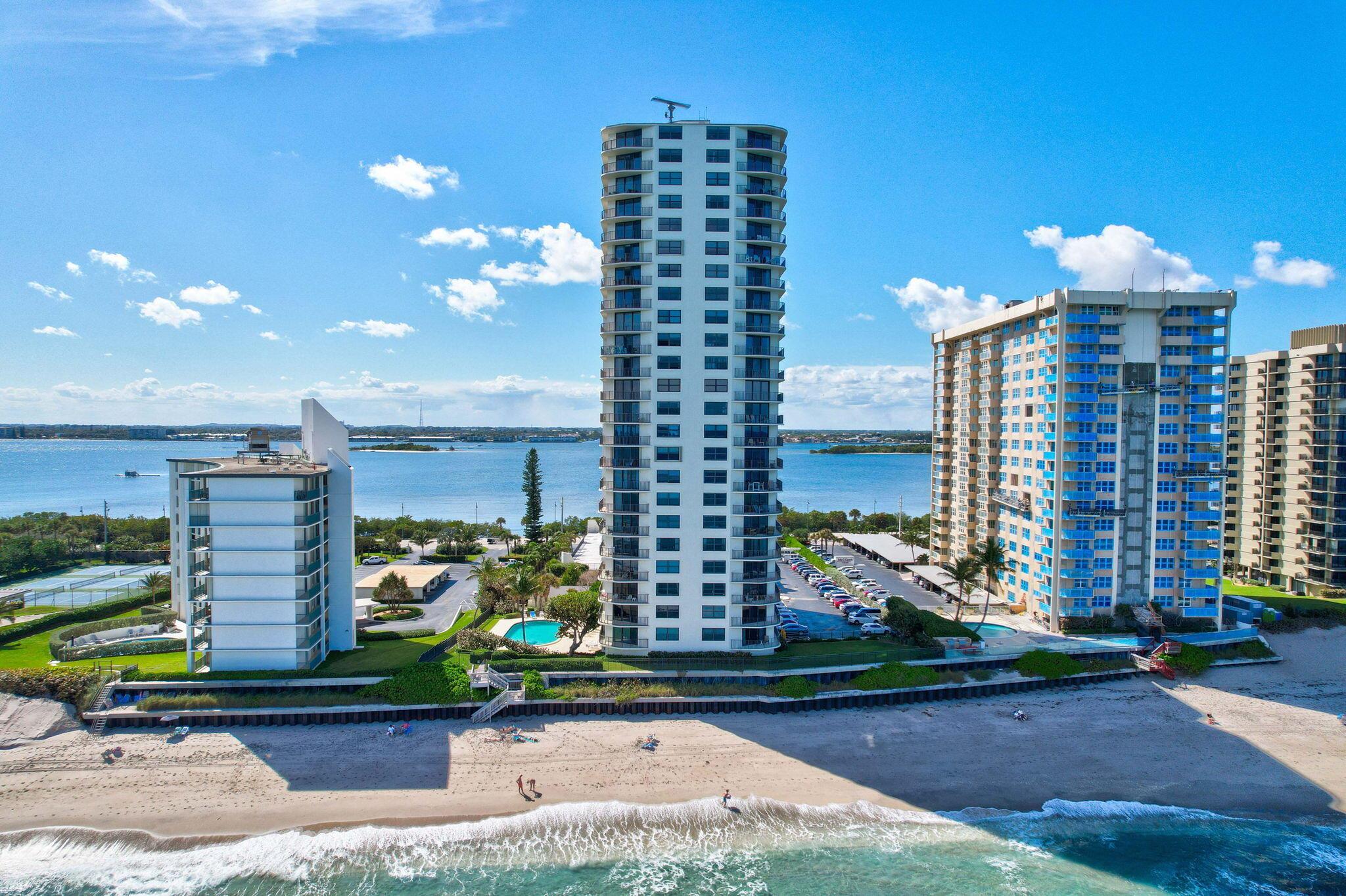 CONNEMARA COND - Residential