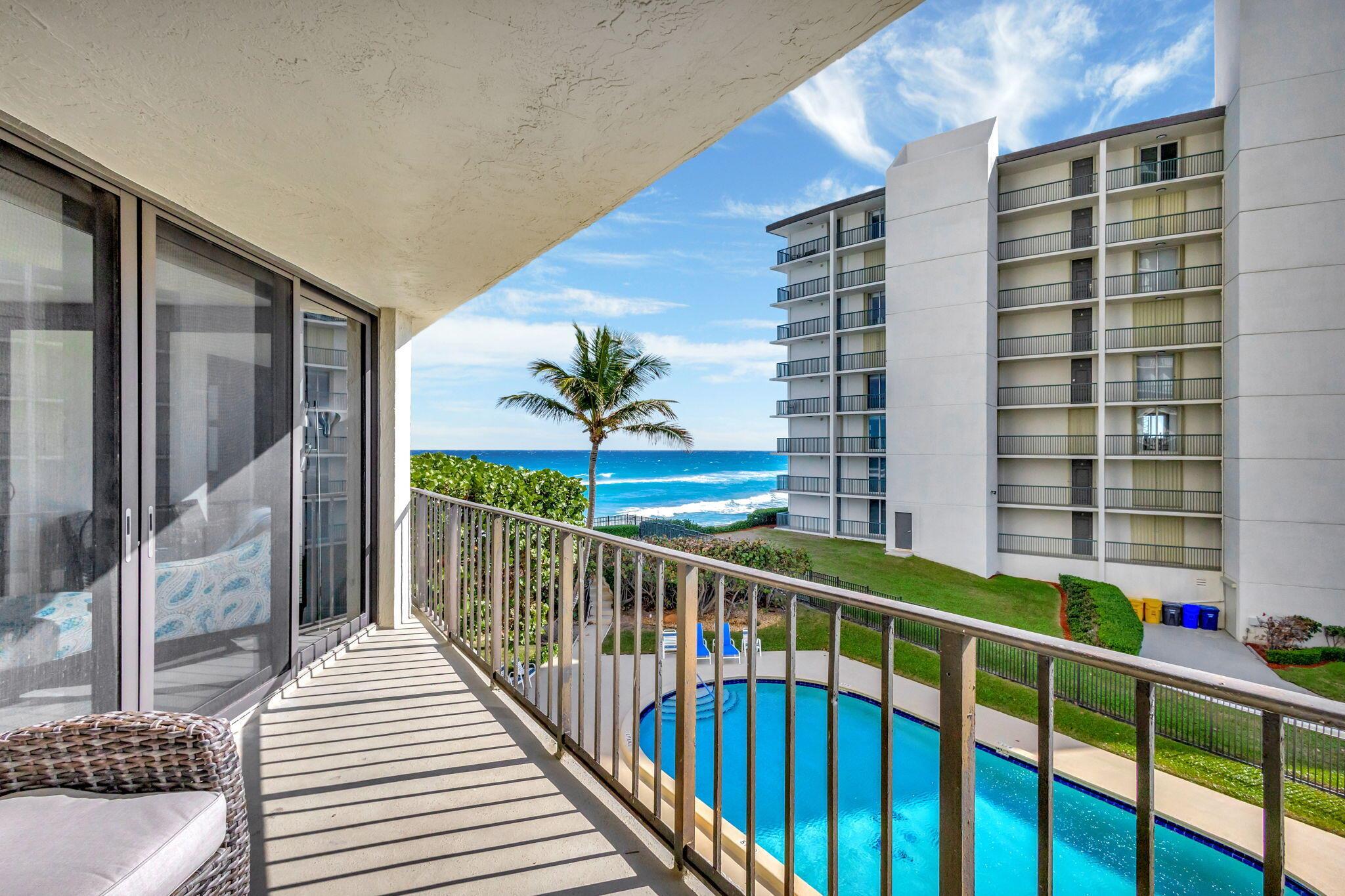 CONNEMARA COND - Residential