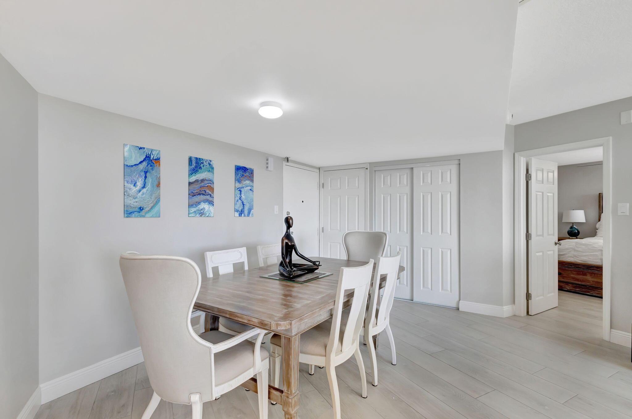 CONNEMARA COND - Residential