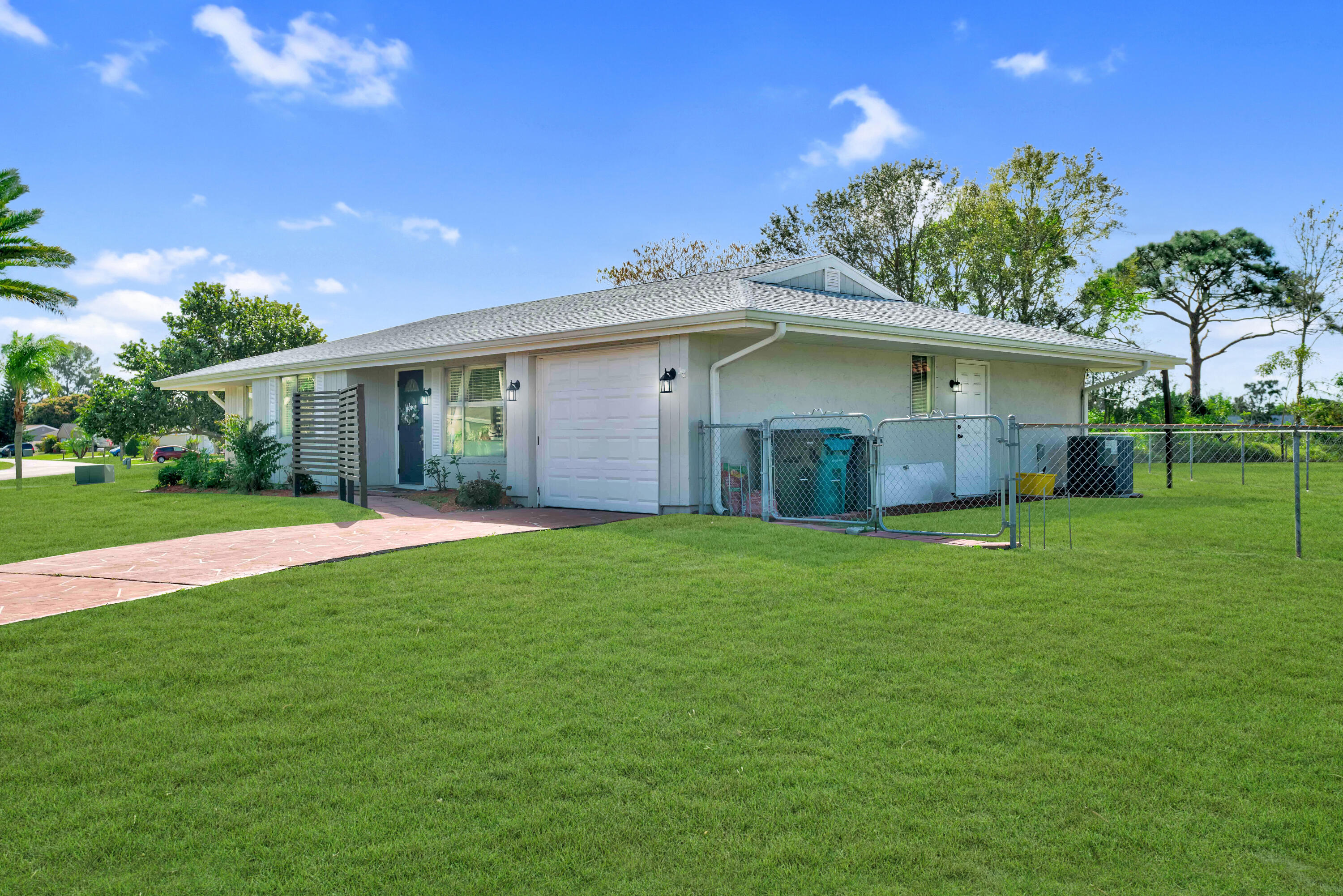 Windmill Pointe - Residential