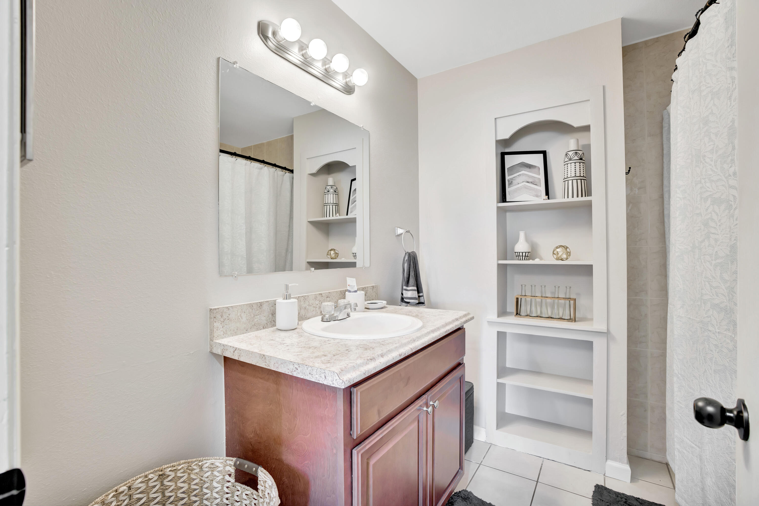 Windmill Pointe - Residential