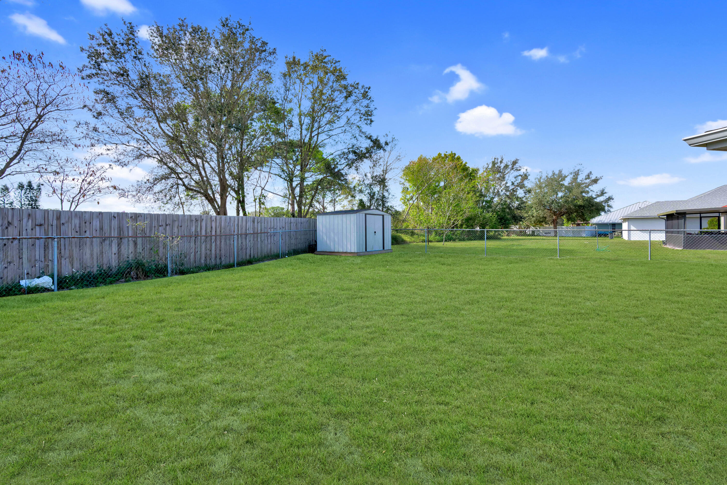 Windmill Pointe - Residential