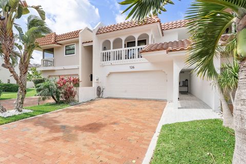 126 Harbor Circle Delray Beach FL 33483