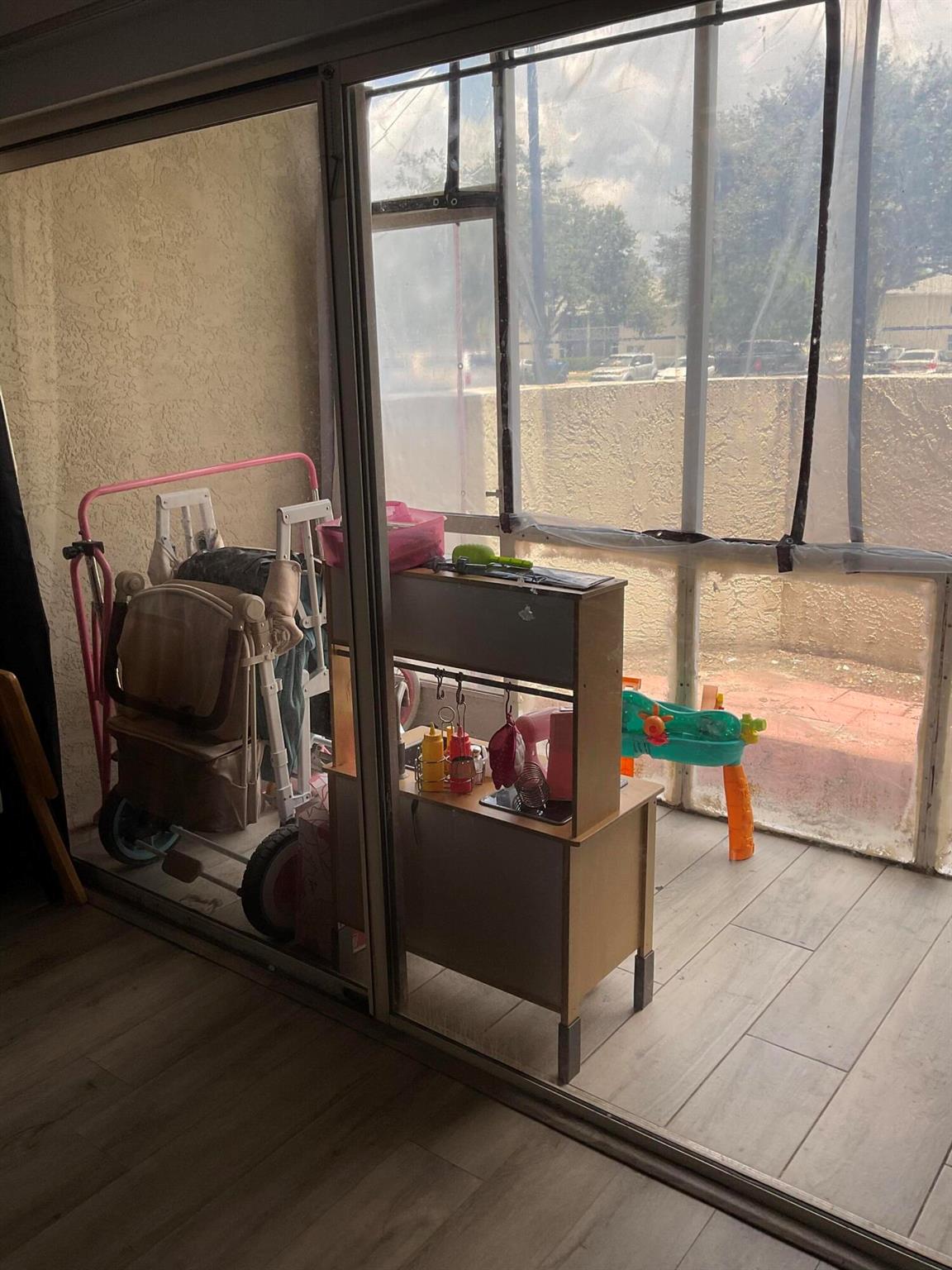 MIDPORT PLACE I, A CONDOM - Residential