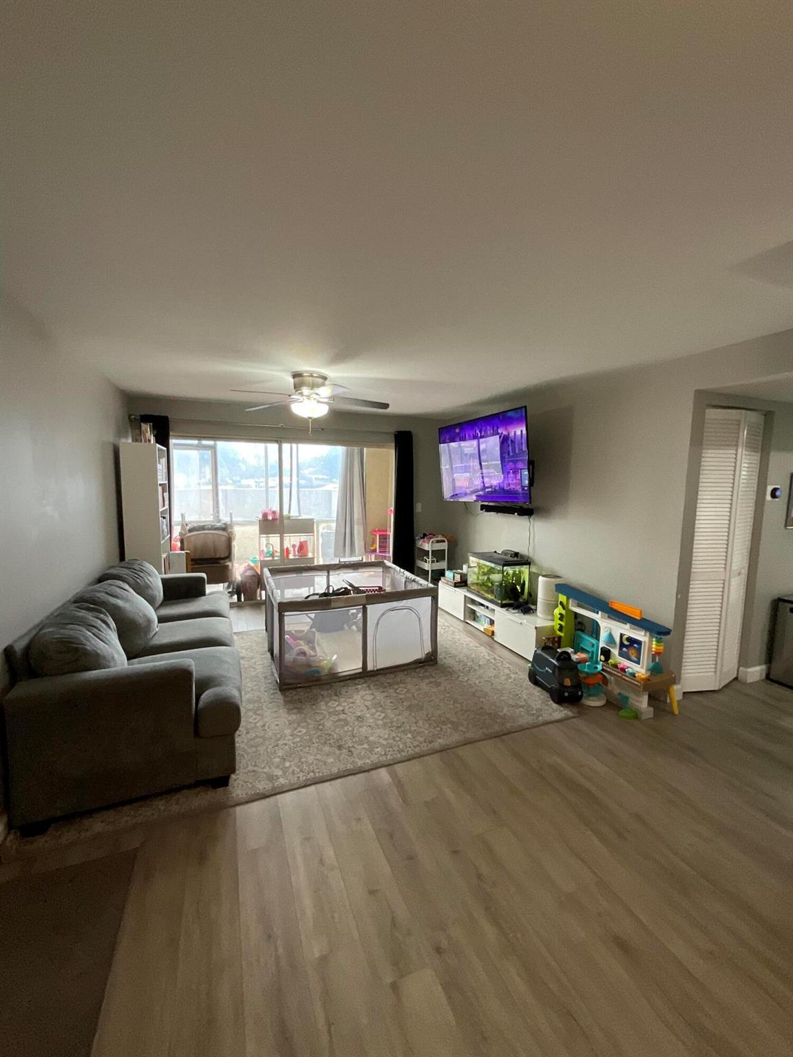 MIDPORT PLACE I, A CONDOM - Residential