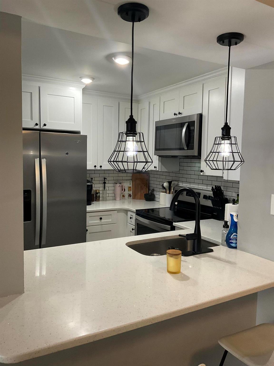 MIDPORT PLACE I, A CONDOM - Residential